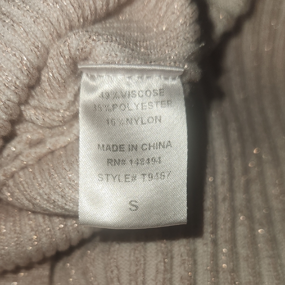 Windsor Light Pink Ribbed Knit Top - Picture 10 of 14